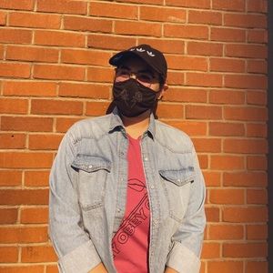 Meet your Posher, Vivian